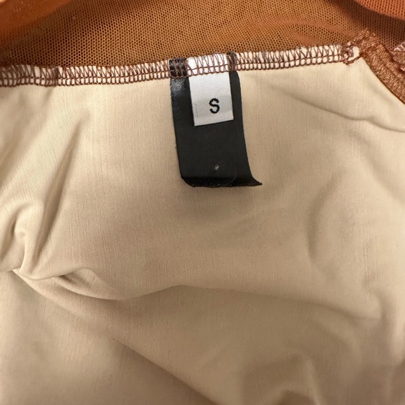 Class In Leotard - Picture 3 of 3